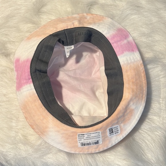 NWT adidas’s color wash tie dye bucket hat - Picture 3 of 6